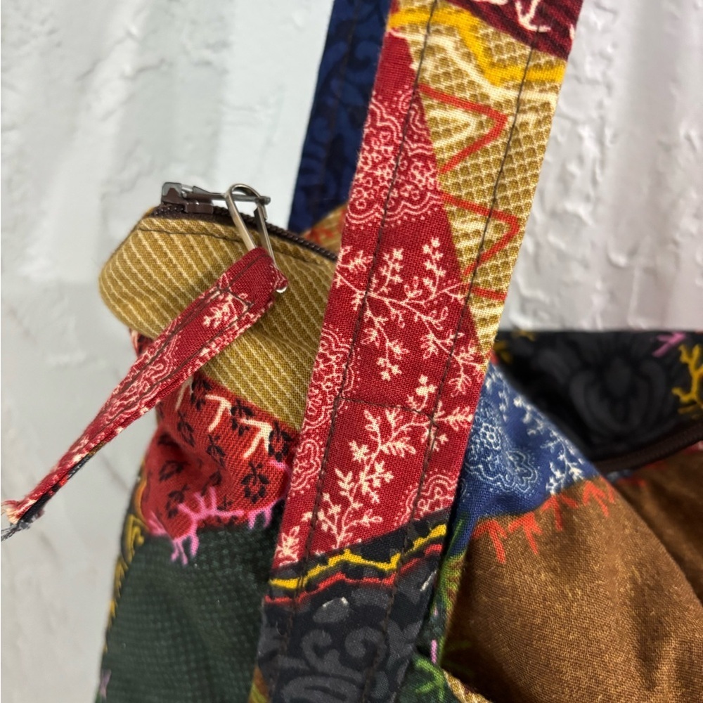 Boho Patchwork Material Shoulder Bag in Multi-Color Handmade - Picture 4 of 9